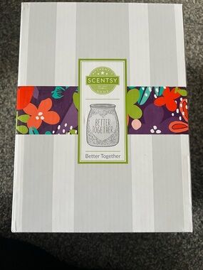 Scentsy Warmer Better Together brand new in box